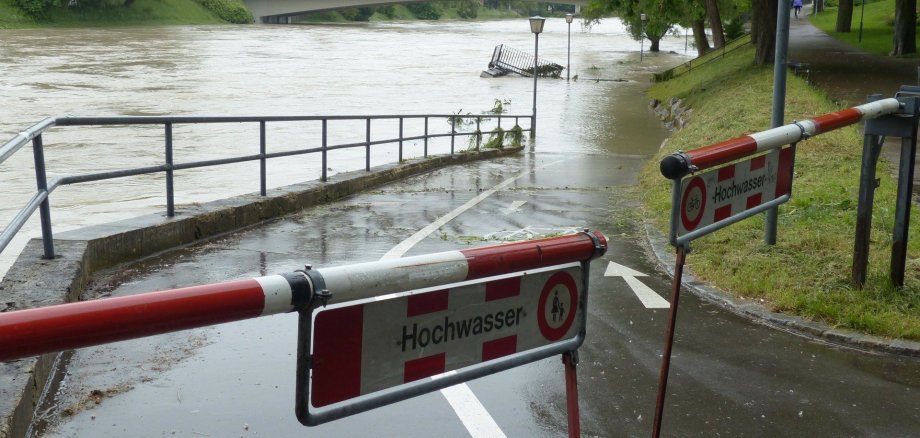Symbolfoto vom Hochwasser, Unwetterkatastrophe
